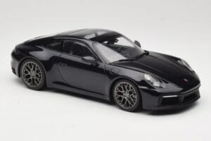 Porsche 911 992 Carrera 4S Blue Metallic Minichamps 1:18 155067321 メタル - 画像 4/6