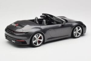 Porsche 911 992 Carrera 4S カブリオレ Agate Grey Metallic Minichamps 1:18 155067336 メタル - 画像 2/6