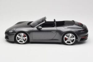 Porsche 911 992 Carrera 4S カブリオレ Agate Grey Metallic Minichamps 1:18 155067336 メタル - 画像 3/6