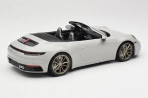 Porsche 911 992 Carrera 4S カブリオレ グレー Minichamps 1:18 155067335 メタル - 画像 2/6