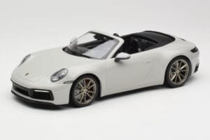 Porsche 911 992 Carrera 4S カブリオレ グレー Minichamps 1:18 155067335 メタル