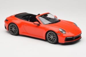 Porsche 911 992 Carrera 4S カブリオレ オレンジ Minichamps 1:18 155067334 メタル - 画像 4/6