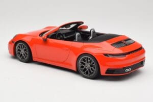 Porsche 911 992 Carrera 4S カブリオレ オレンジ Minichamps 1:18 155067334 メタル - 画像 5/6