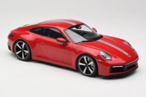 Porsche 911 992 Carrera 4S Carmine Red Minichamps 1:18 155067326 メタル - 画像 4/6
