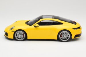 Porsche 911 992 Carrera 4S イエロー Minichamps 1:18 155067320 メタル - 画像 3/6