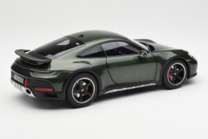 Porsche 911 992 Dakar オークグリーン メタリック Norev 1:18 187241 メタル - 画像 3/9