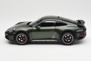 Porsche 911 992 Dakar オークグリーン メタリック Norev 1:18 187241 メタル - 画像 5/9