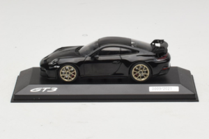 Porsche 911 992 GT3 ブラック ゴールドホイール Minichamps 1:43 WAP0201520M007 メタル