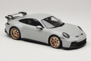 Porsche 911 992 GT3 Chalk ゴールドホイール Minichamps 1:18 117069001 メタル - 画像 4/6