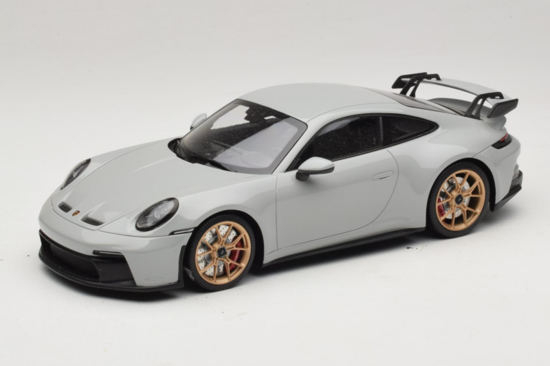 Porsche 911 992 GT3 Chalk ゴールドホイール Minichamps 1:18 117069001 メタル