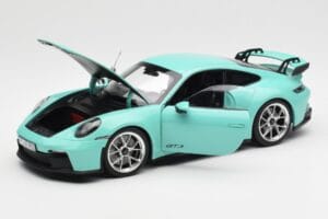 Porsche 911 992 GT3 ミントグリーン Norev 1:18 187316 メタル - 画像 2/8