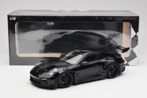 Porsche 911 992 GT3 RS ブラック & ブラック ホイール Concept Minichamps 1:18 911992003 メタル - 画像 8/8