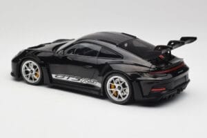 Porsche 911 992 GT3 RS ブラック シルバーホイール Minichamps 1:18 155062231 メタル - 画像 5/6