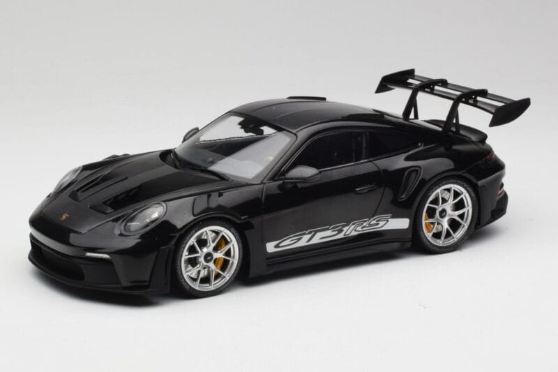 Porsche 911 992 GT3 RS ブラック シルバーホイール Minichamps 1:18 155062231 メタル