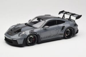 Porsche 911 992 GT3 RS Crayon Weissach Package & Black Wheels Minichamps 1:18 110062024 メタル