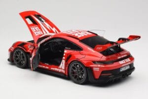 Porsche 911 992 GT3 RS Getspeed Race Taxi Guards Red Minichamps 1:18 110062040 メタル - 画像 5/8