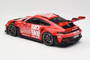 Porsche 911 992 GT3 RS Getspeed Race Taxi Guards Red Minichamps 1:18 110062040 メタル - 画像 7/8