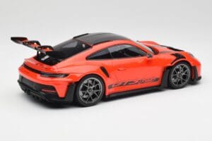 Porsche 911 992 GT3 RS ガーズオレンジ & シルバー ホイール Minichamps 1:18 911992002 メタル - 画像 2/6
