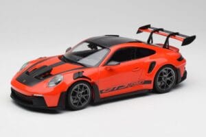 Porsche 911 992 GT3 RS ガーズオレンジ & シルバー ホイール Minichamps 1:18 911992002 メタル