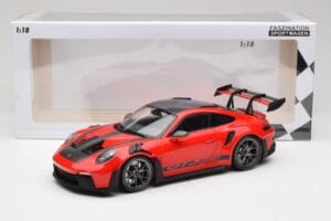 Porsche 911 992 GT3 RS ガーズレッド & シルバーホイール Weissach Package Minichamps 1:18 153062246 メタル - 画像 6/6