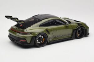 Porsche 911 992 GT3 RS Nato Olive & Black Wheels Minichamps 1:18 110062027 メタル - 画像 3/8