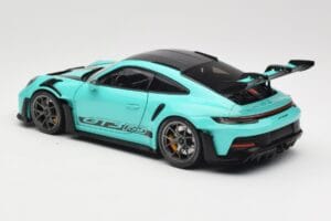 Porsche 911 992 GT3 RS Python Green & Dark Silver Wheels Minichamps 1:18 110062026 メタル - 画像 7/8
