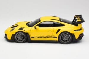 Porsche 911 992 GT3 RS レーシングイエロー Norev 1:18 WAP0212810RGT3 メタル - 画像 4/8