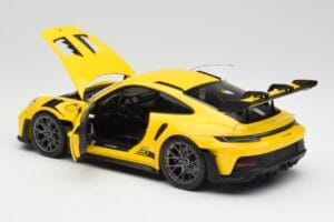 Porsche 911 992 GT3 RS レーシングイエロー Norev 1:18 WAP0212810RGT3 メタル - 画像 5/8