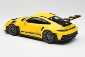 Porsche 911 992 GT3 RS レーシングイエロー Norev 1:18 WAP0212810RGT3 メタル - 画像 7/8
