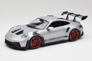 Porsche 911 992 GT3 RS シルバー & レッドホイール Minichamps 1:18 153062241 メタル