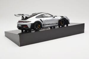 Porsche 911 992 GT3 RS シルバー Weissach Package Minichamps 1:18 110062020 メタル - 画像 4/8