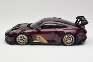 Porsche 911 992 GT3 RS ウルトラバイオレット & シルバーホイール Minichamps 1:18 110062029 メタル - 画像 4/8