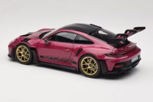 Porsche 911 992 GT3 RS Weissach Package Ruby Star Norev 1:18 187370 メタル - 画像 7/8