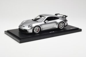 Porsche 911 992 GT3 シルバー Minichamps 1:18 WAP0211510M004 レジン