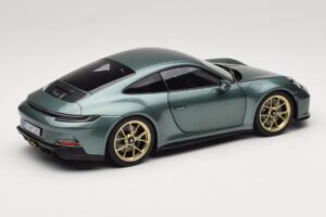 Porsche 911 992 GT3 Touring Package Malachite Green Metallic Norev 1:18 187382 メタル - 画像 3/8