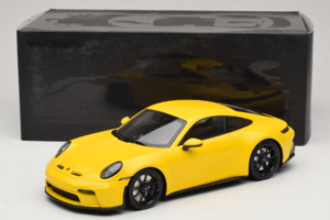Porsche 911 992 GT3 Touring イエロー ブラックホイール Minichamps 1:18 117069021 メタル - 画像 6/6