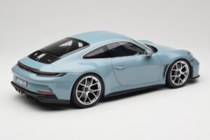 Porsche 911 992 S/T Meisenblau Norev 1:12 127550 メタル - 画像 2/6