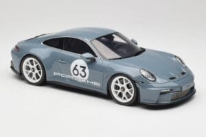 Porsche 911 992 ST Gentian Blue Metallic GT Spirit 1:18 GT491 レジン - 画像 4/6
