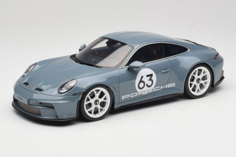 Porsche 911 992 ST Gentian Blue Metallic GT Spirit 1:18 GT491 レジン