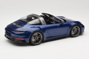 Porsche 911 992 Targa 4 GTS Blue Metallic Minichamps 1:18 155061060 メタル - 画像 2/6