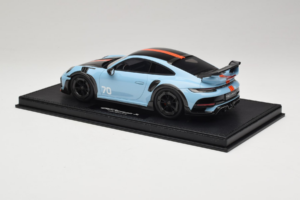 Porsche 911 992 TechArt GTstreet R Gulf Blue TechArt 1:18 REMC010 レジン - 画像 5/6