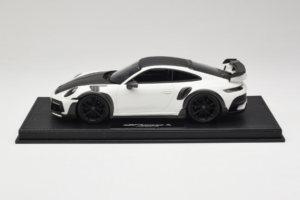 Porsche 911 992 TechArt GTstreet R ホワイト ブラックホイール TechArt 1:18 REMC013 レジン