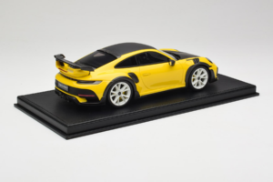 Porsche 911 992 TechArt GTstreet R イエロー ホワイトホイール TechArt 1:18 REMC015 レジン - 画像 2/6