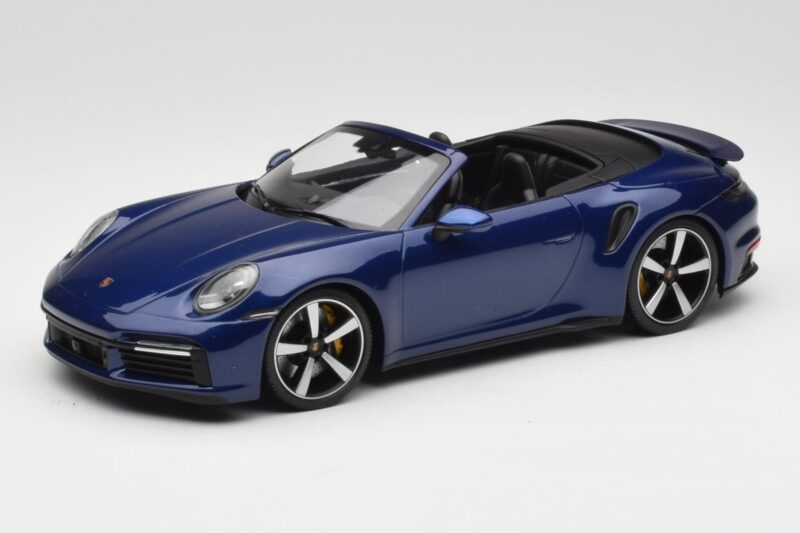 Porsche 911 992 Turbo S カブリオレ Blue Metallic Minichamps 1:18 155069081 メタル