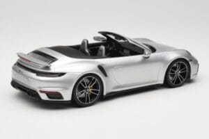 Porsche 911 992 Turbo S カブリオレ シルバー Minichamps 1:18 155069082 メタル - 画像 2/6