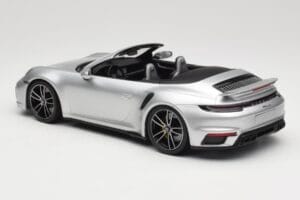 Porsche 911 992 Turbo S カブリオレ シルバー Minichamps 1:18 155069082 メタル - 画像 5/6