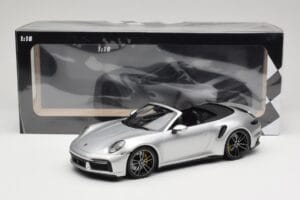 Porsche 911 992 Turbo S カブリオレ シルバー Minichamps 1:18 155069082 メタル - 画像 6/6