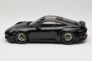 Porsche 911 992 Turbo S ブラック Minichamps 1:18 WAP02117BOL002 メタル - 画像 3/6
