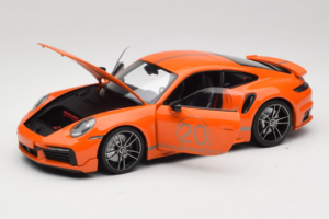 Porsche 911 992 Turbo S Coupe Sport Design オレンジ Minichamps 1:18 113069074 メタル - 画像 2/8