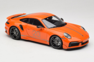 Porsche 911 992 Turbo S Coupe Sport Design オレンジ Minichamps 1:18 113069074 メタル - 画像 6/8